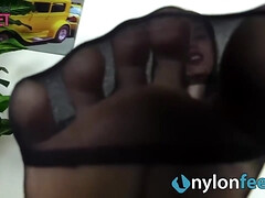 Brunette brune, Fétiche des pieds, Hd, Talons, Italienne, Nylon, Bureau, Pov