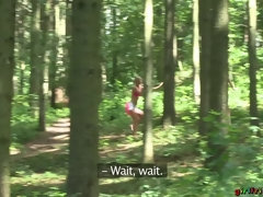 Cul, Blonde, Doigter, Petite amie, Lesbienne, De plein air, Piercing, Public