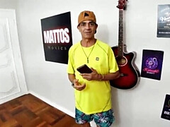 Small Dude and the Hot Fantasy Hookup