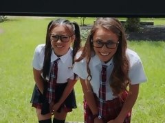 Kont, Pijpbeurt, Bruinharig, Hondjeshouding, 1 man 2 vrouwen, Schoolmeisje, Trio, Onder de rok