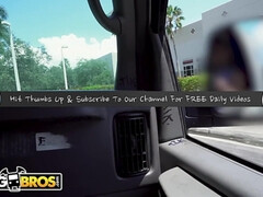 Mamada, Morena, Coche, Gordita, Sexo duro, Madres para coger, Tetas naturales, Realidad