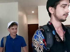 18 jahre, Grosser schwanz, Blasen, Schwul, Hardcore, Hd, Masturbation, Jungendliche (18+)