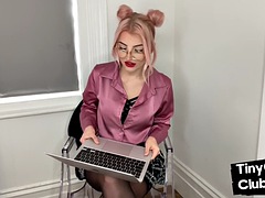 Leie, Tussi, Grosser schwanz, Britisch, Fetisch, Absätze, Lingerie, Solo