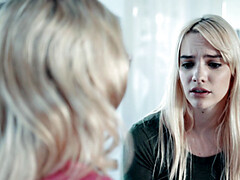 Блондинки, Очки, Поцелуи, Милф, Пухлые соски, Киски, Тощие, Сиськи