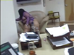 Gros cul, Noire, Rondelette, Extrême, Faciale, 2 femmes 1 homme, Suçant, Plan cul à trois