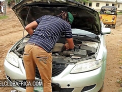 Gros cul, Noire, Sucer une bite, Plantureuse, Voiture, Noir ébène, Seins naturels, Nénés