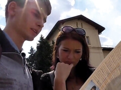 18 ans, Sucer une bite, Cocu, Européenne, Fétiche, Argent, Pov, Public