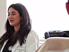 Tussi, Blasen, Paar, Fetisch, Handjob, Hardcore, Tätowierung, Uniform