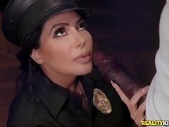 Grote lul, Zwart, Pijpbeurt, Interraciaal, Likken, Politie, Kut duiken, Rijden