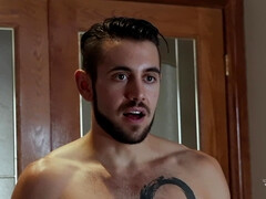 Grote kont, Grote mammen, Blond, Pijpbeurt, Diep in de keel, Sperma in gezicht, Doordringend, Tatoeage