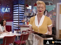 18 jahre, Grosser arsch, Süss, Fetisch, Interrassisch, Lesbisch, Jungendliche (18+), Vintage