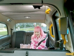 Amateur, Sucer une bite, Bottes, Britannique, Voiture, Éjaculation interne, De plein air, Chatte