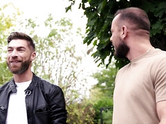 Анальный секс, Геи, Волосатые, Хд, Дрочит, Мускулы, На природе, Реалити