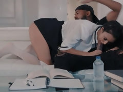 Grosser arsch, Grosse titten, Schwarz, Blasen, Braunhaarige, Spermaladung, Interrassisch, Monster