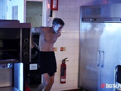 Laarzen, Lul, Europees, Keuken, Likken, Natuurlijke tieten, Kort haar, Kousen