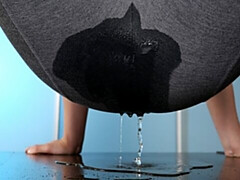 18 jaar, Blond, Vingeren, Natuurlijke tieten, Alleen, Strippen, Tiener, Tieten likken