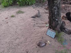 Bikini, Braunhaarige, Flashen, Freundin, Lecken, Orgasmus, Weibliche ejakulation, Scherzbold