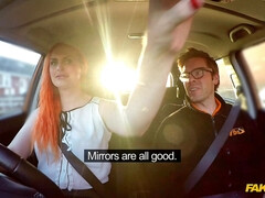 Enthousiasteling, Grote lul, Pijpbeurt, Auto, Hondjeshouding, Handbeurt, Masturbatie, Roodharige vrouw