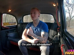 Grosse titten, Kehlenfick, Hardcore, Nackt, Im freien, Muschi, Tätowierung, Nass