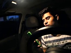 Enthousiasteling, Grote lul, Pijpbeurt, Auto, Indisch, Rijpe lesbienne, Moeder die ik wil neuken, Tiener