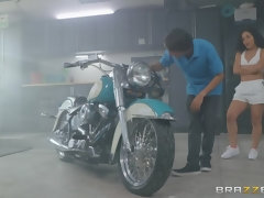 Blond, Bedriegen, Sperma shot, Rijpe lesbienne, Kut duiken, Kousen, Tatoeage, Tieten likken