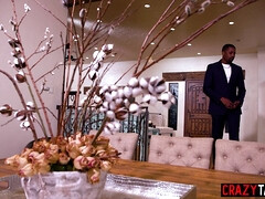 Culo grande, Verga grande, Tetas grandes, Madura, Garganta profunda, Ébano, Interracial, Lencería