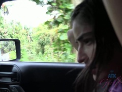 Sucer une bite, Exhib, Petite amie, Petite femme, Public, Chatte, Maigrichonne, Voyeur