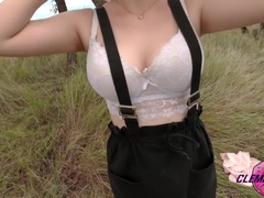 Cute Babe Blowjob Big Dick Photographer Outside and Hardcore Sex - Creampie