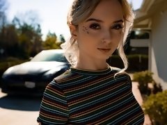 Anal, Cul, Sucer une bite, En levrette, Domination, Seins naturels, Adolescente, Nénés