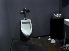 Enthousiasteling, Mooi, Grote mammen, Bruinharig, Schattig, Diep in de keel, Orgasme, Pissen