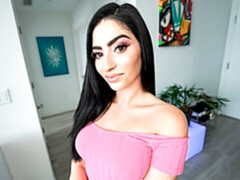 Gros cul, Grosse bite, Gros seins, Sucer une bite, Brunette brune, En levrette, Adolescente