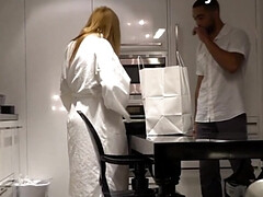 Блондинки, Минет, Секс без цензуры, Межрасовый секс, Зрелые, От первого лица