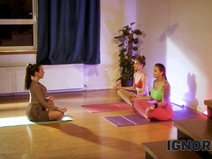 Tetas grandes, Morena, Tetona, Checa, Hd, Natural, Tetas naturales, Apretado