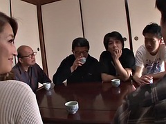 Belle grosse femme bgf, Gros seins, Groupe, Japonaise, Mature, Actrice du porno, Nénés, Voyeur