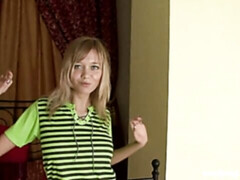 Arsch, Blasen, Hundestellung, Handjob, Rasiert, Dürr, Entkleiden, Titten