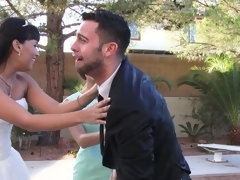 Blonde got fucked at her friend's wedding