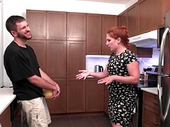 18 ans, Gros seins, Européenne, Branlette thaïlandaise, Hd, Mère que j'aimerais baiser, Maman, Rousse roux