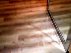 Большой член, Большие сиськи, Британки, Брюнетки, Семяизвержение, Киски, Сиськи, Влажная