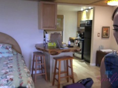 Enthousiasteling, Anaal, Bruinharig, Vingeren, Vriendin, Buiten, Openbaar, Nat