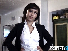 Watch this hot real estate agent make a filthy sex tape with her client