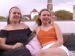 Amateur German lesbians - Heier Lesbensex mit Wassereis und Dildo - euro porn
