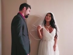 Slutty bride fucks her husband's best friend