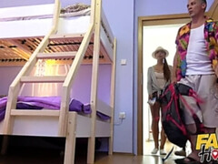 Diep in de keel, Hd, Orgasme, Klein, Kut duiken, Russisch, Mager, Tiener