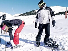 Rubia, Mamada, Corridas, Interracial, Tetas naturales, Tatuaje, Hilo dental, Tetas