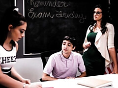 Большая жопа, Большой член, Минет, Брюнетки, Собачьи, Натуральные сиськи, Молоденькие, Сиськи