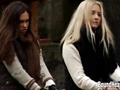 18 jaar, Bondage discipline sadomasochisme, Dominante vrouw, Fetisj, Hd, Lesbisch, Meesteres, Tiener