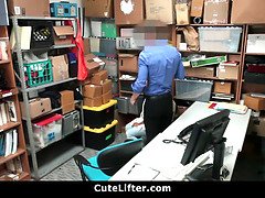 18 ans, Amateur, Grosse bite, Attrapée, Hd, Criant, Plan cul à trois, Nénés