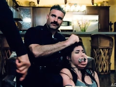 Grosser arsch, Grosse titten, Blasen, Braunhaarige, Gehörnter ehemann, Handjob, Hardcore, Milf