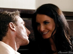 アメリカ人, お尻, デカパイ, 茶髪の, 巨乳な, ラフ, タトゥー, 妻