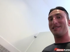 Любители, Ванна, Минет, В клубе, Семяизвержение, Крошечные, Киски, Реалити